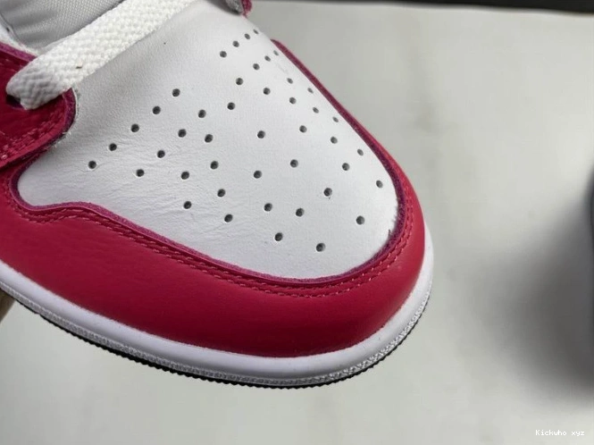 Jordan 1 High Air OGLight Red Fusion 555088-603 0819